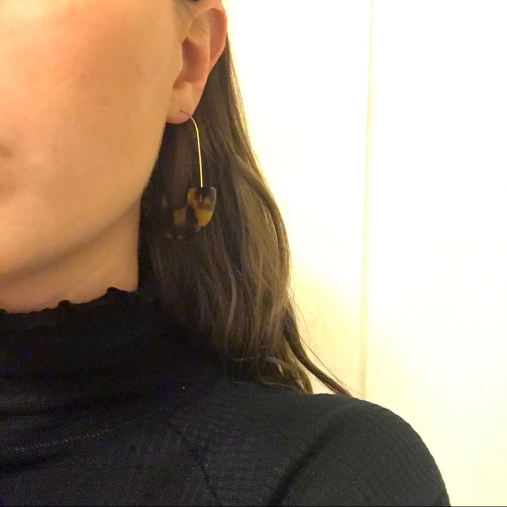 LAST ONE!! Tortoise Shell Drop Earrings - Picture 3 of 8